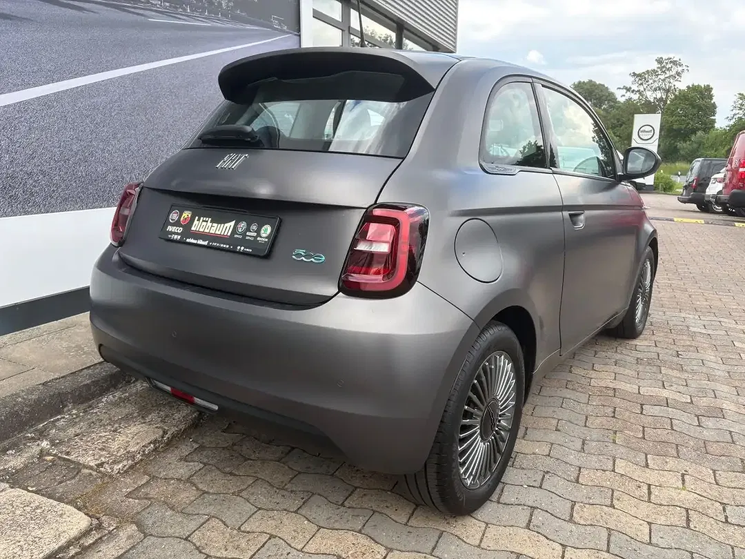Fiat 500e Icon - Thumbnail 3