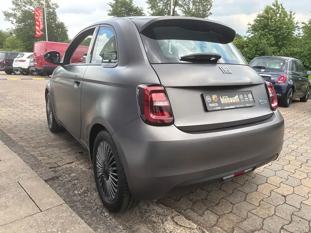 Fiat 500e Icon - Thumbnail 5
