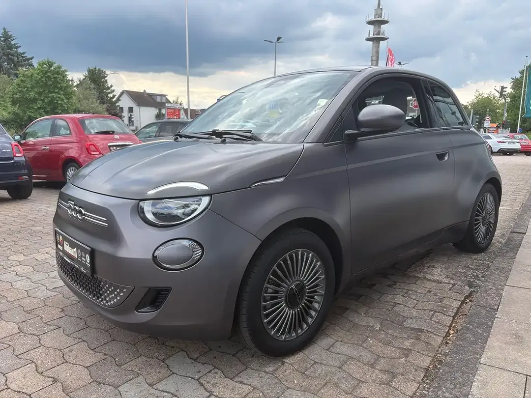 Fiat 500e Icon - Thumbnail 6