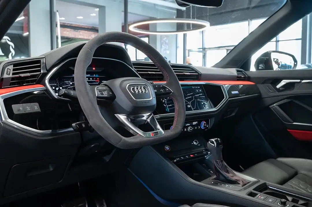 Audi RS Q3 2.5 TFSI - Thumbnail 12