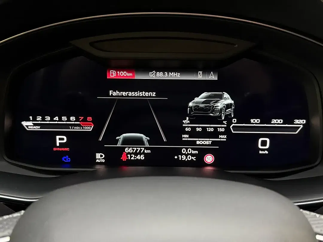 Audi RS Q8 4.0 TFSI - foto 15