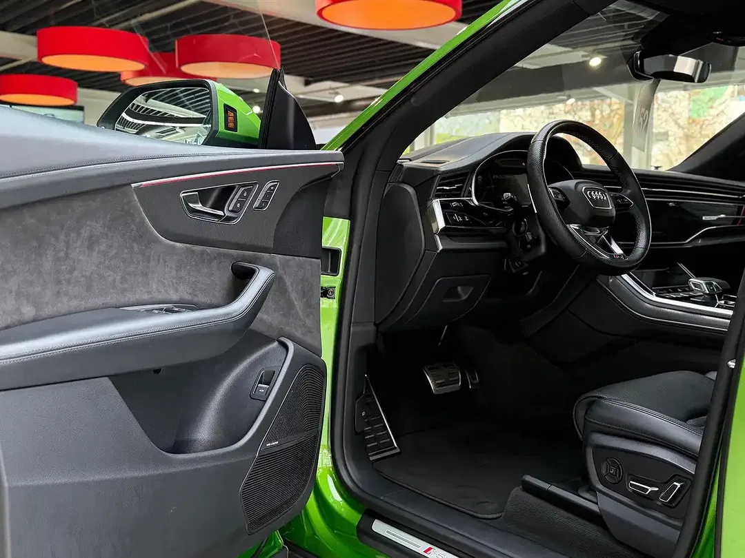 Audi RS Q8 4.0 TFSI - Thumbnail 9