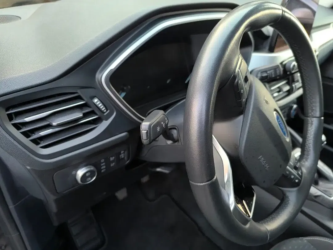 Ford Kuga Cool & Connect - Thumbnail 12