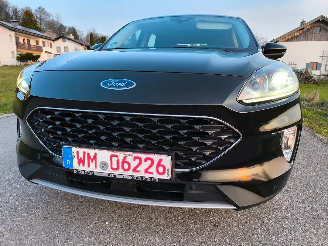 Ford Kuga Cool & Connect - Thumbnail 6