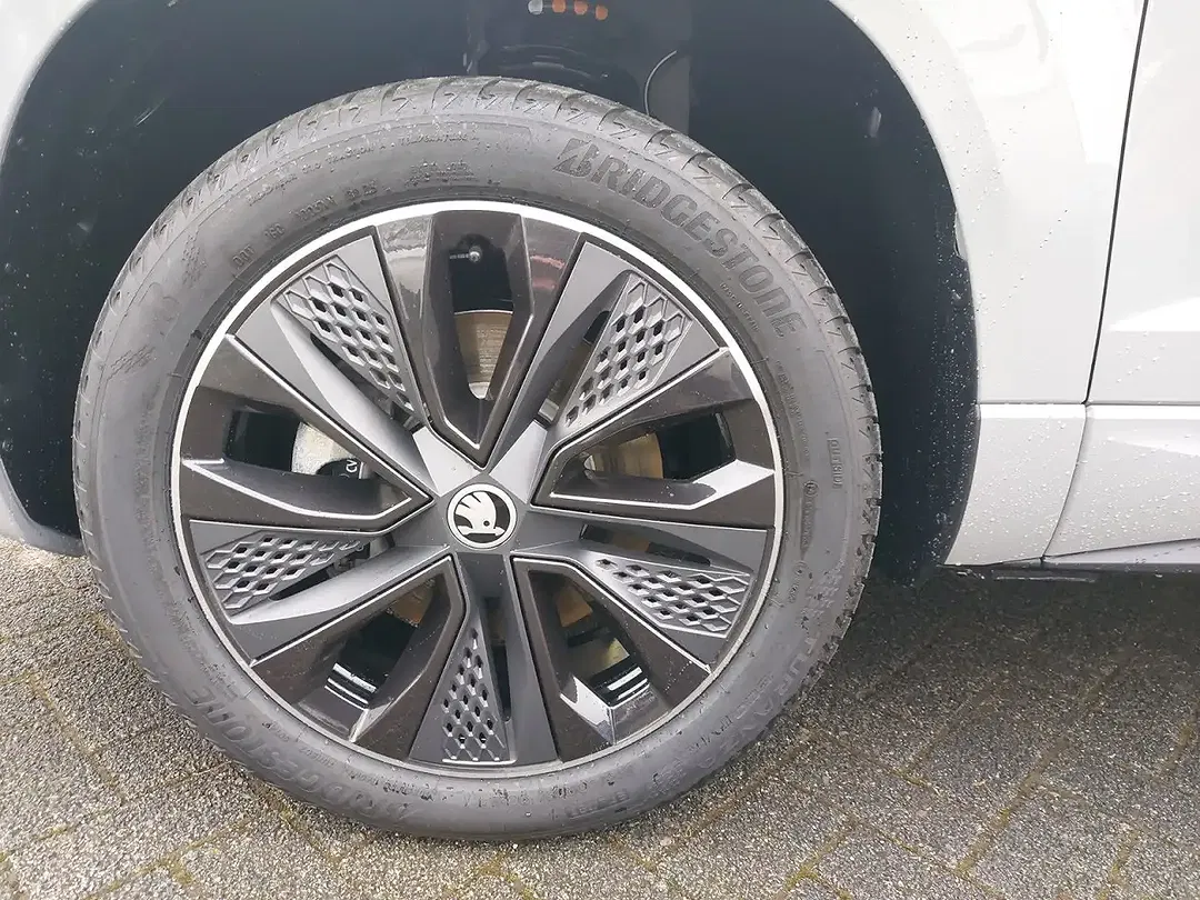 Skoda Karoq 1.5 TSI DSG Sportline - Thumbnail 12