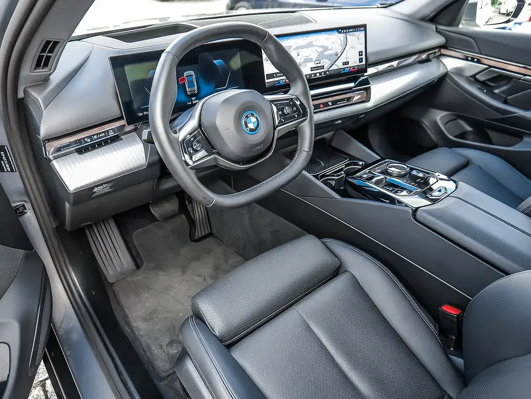 BMW i5 eDrive - Thumbnail 17