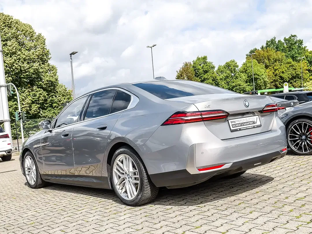 BMW i5 eDrive - Thumbnail 7