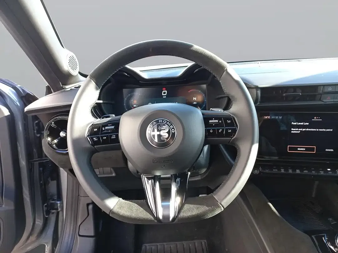 Alfa Romeo Junior 1.2 Ibrida Q4 Ti - foto 10