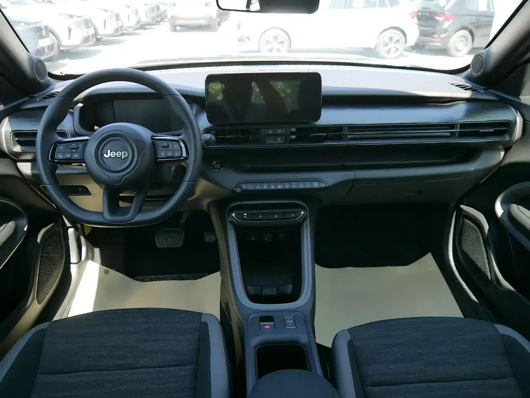 Jeep Avenger 1.2 MHEV - Thumbnail 11