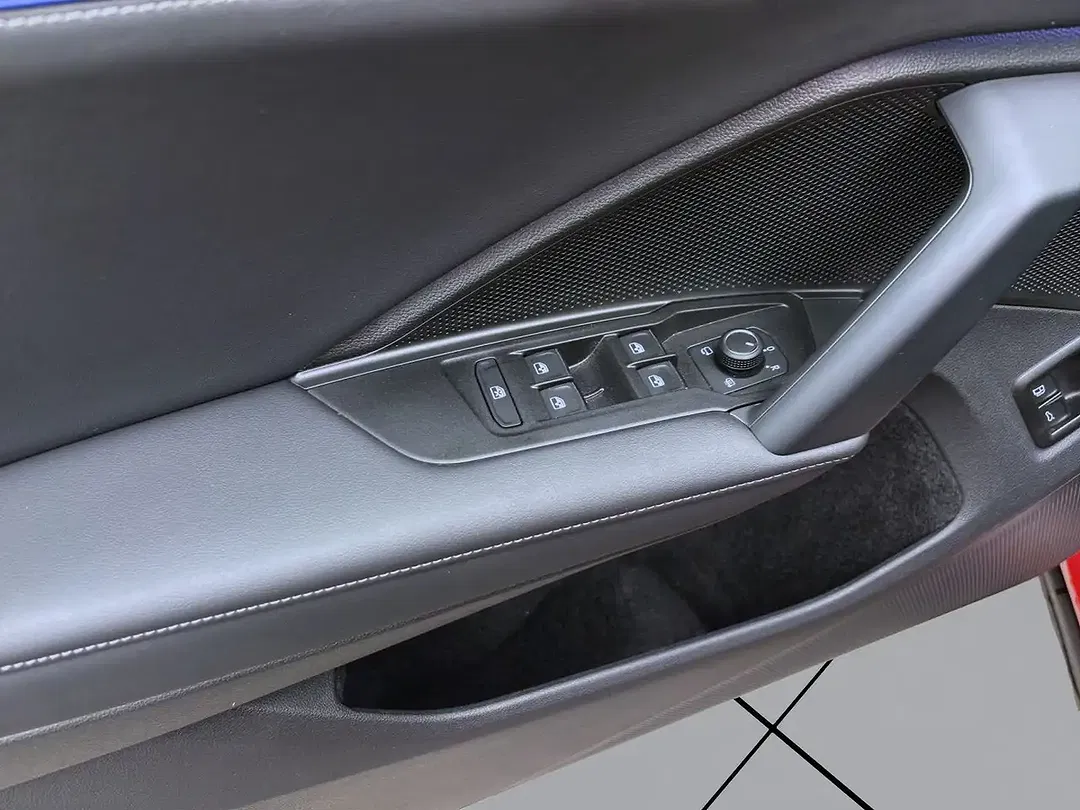 Volkswagen Tiguan 1.5 TSI eHybrid R-Line - Thumbnail 11