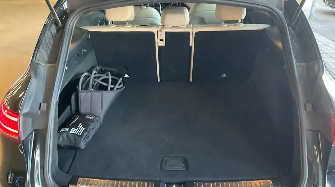 Mercedes-Benz EQC 400 - Thumbnail 14