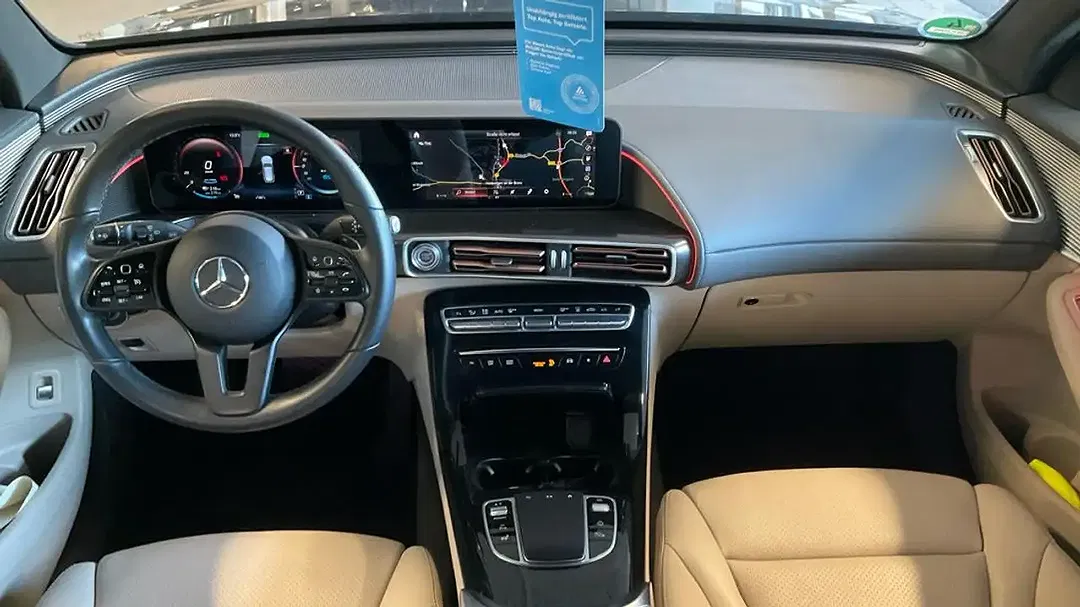 Mercedes-Benz EQC 400 - Thumbnail 8
