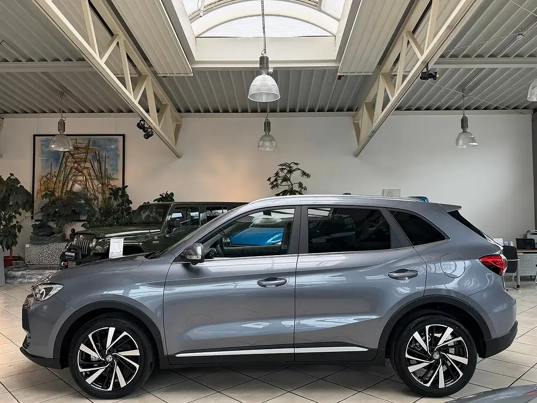 MG ZS Hybrid+ Luxury - Thumbnail 6