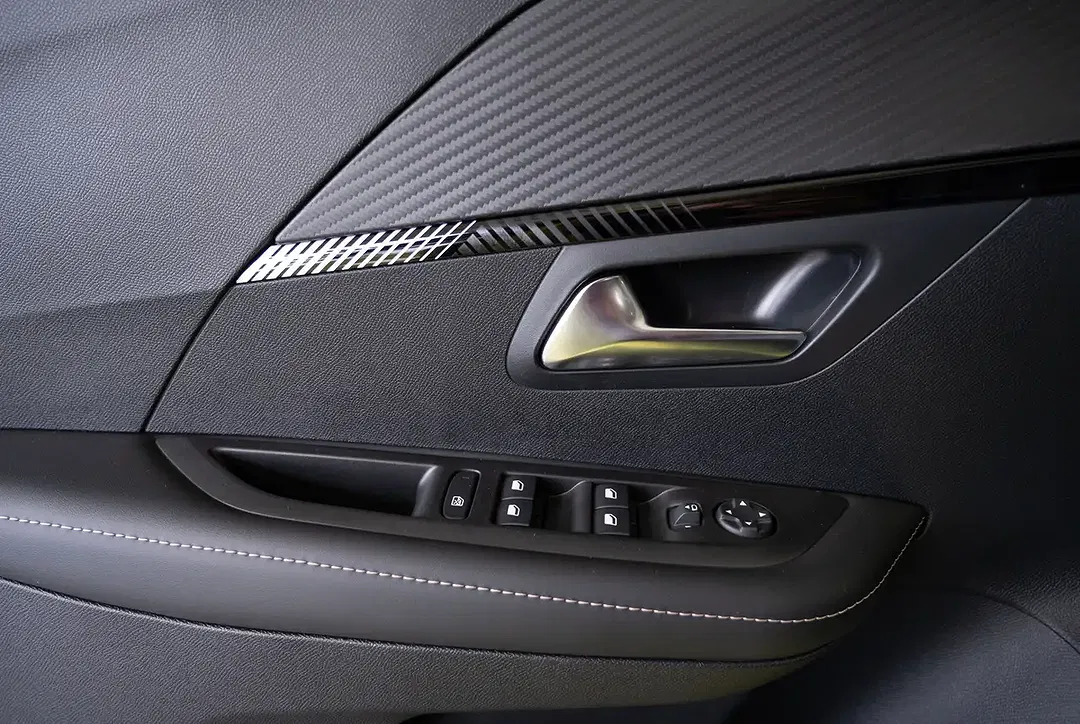 Peugeot 208 100 PureTech Allure - Thumbnail 13