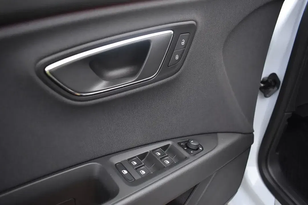 SEAT Leon 2.0 TDI FR - Thumbnail 11
