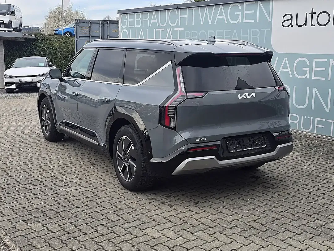 Kia EV9 99.8 kWh Earth - Thumbnail 4