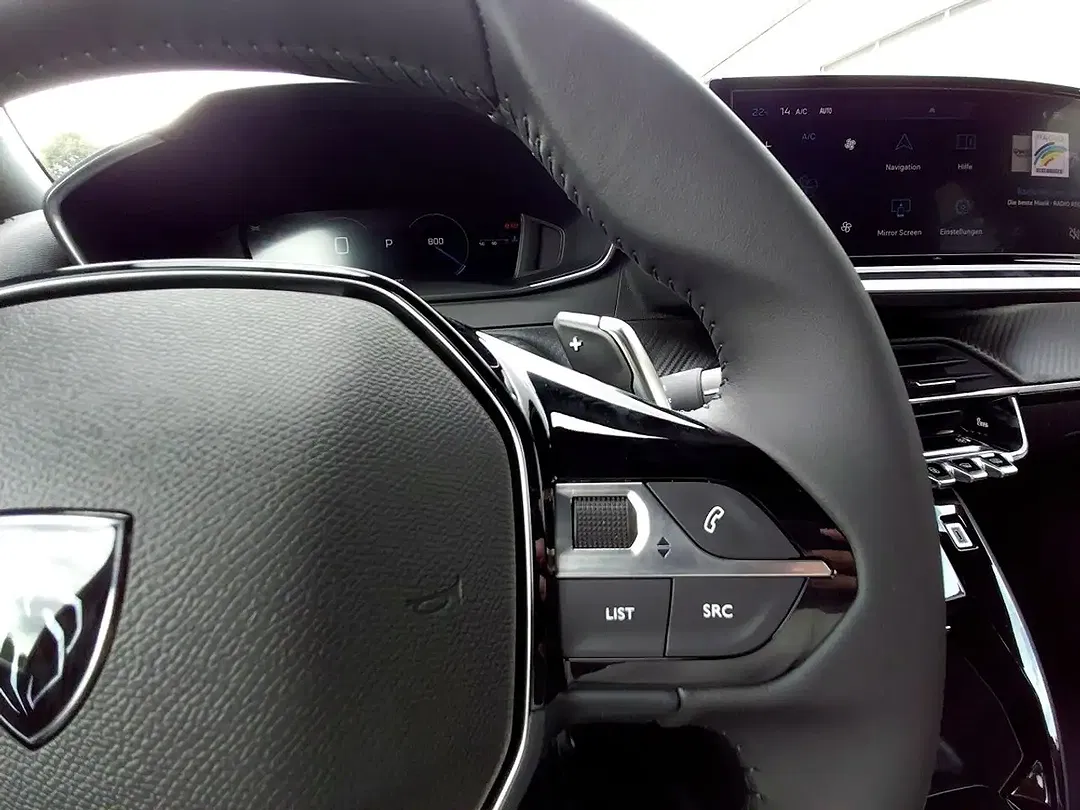 Peugeot 2008 130 PureTech Allure - foto 14