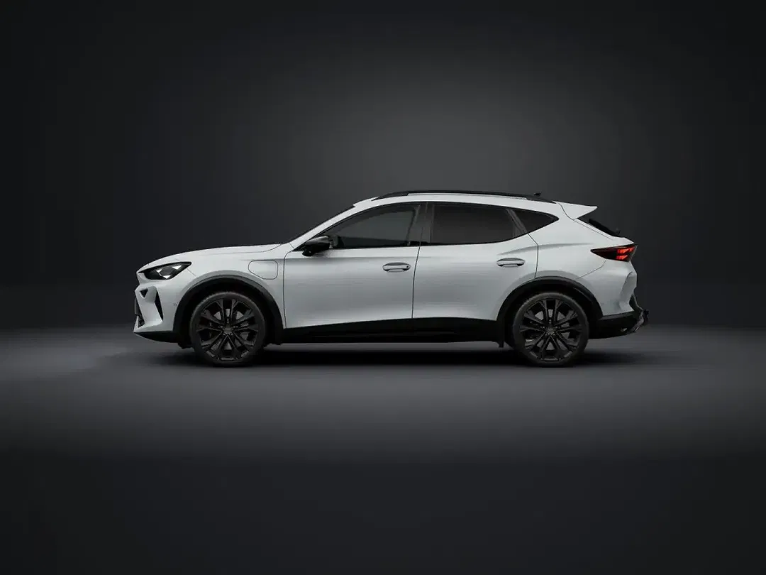 CUPRA Formentor PHEV VZ Edition - Thumbnail 2