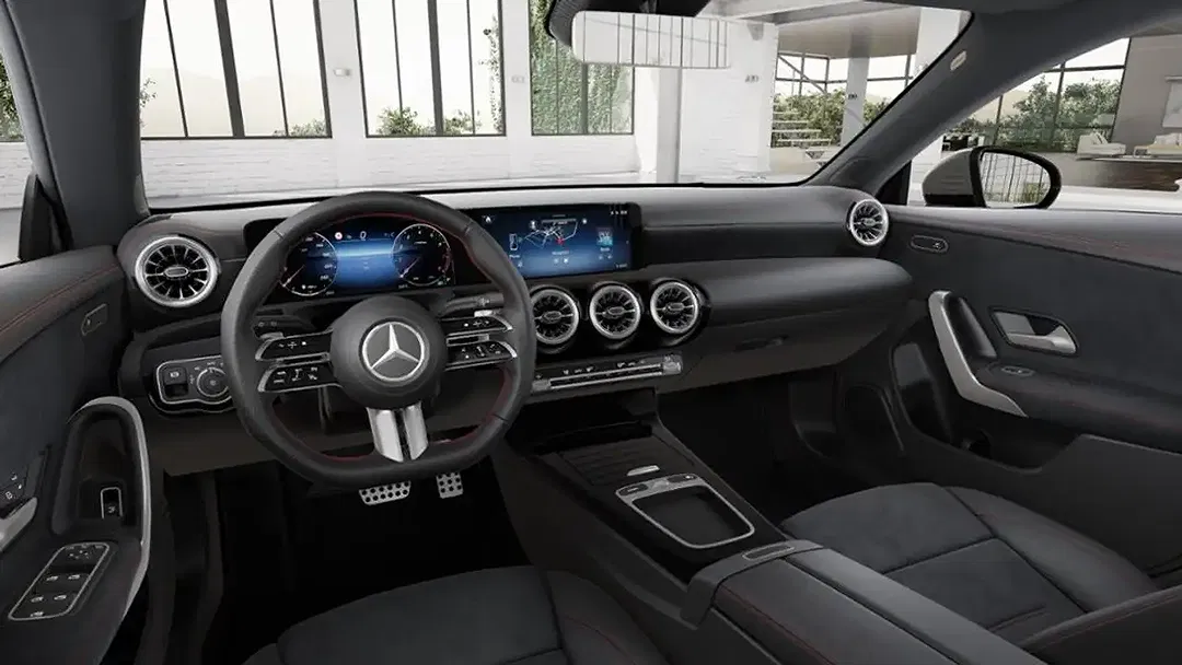 Mercedes-Benz CLA 180 AMG Line - Thumbnail 6