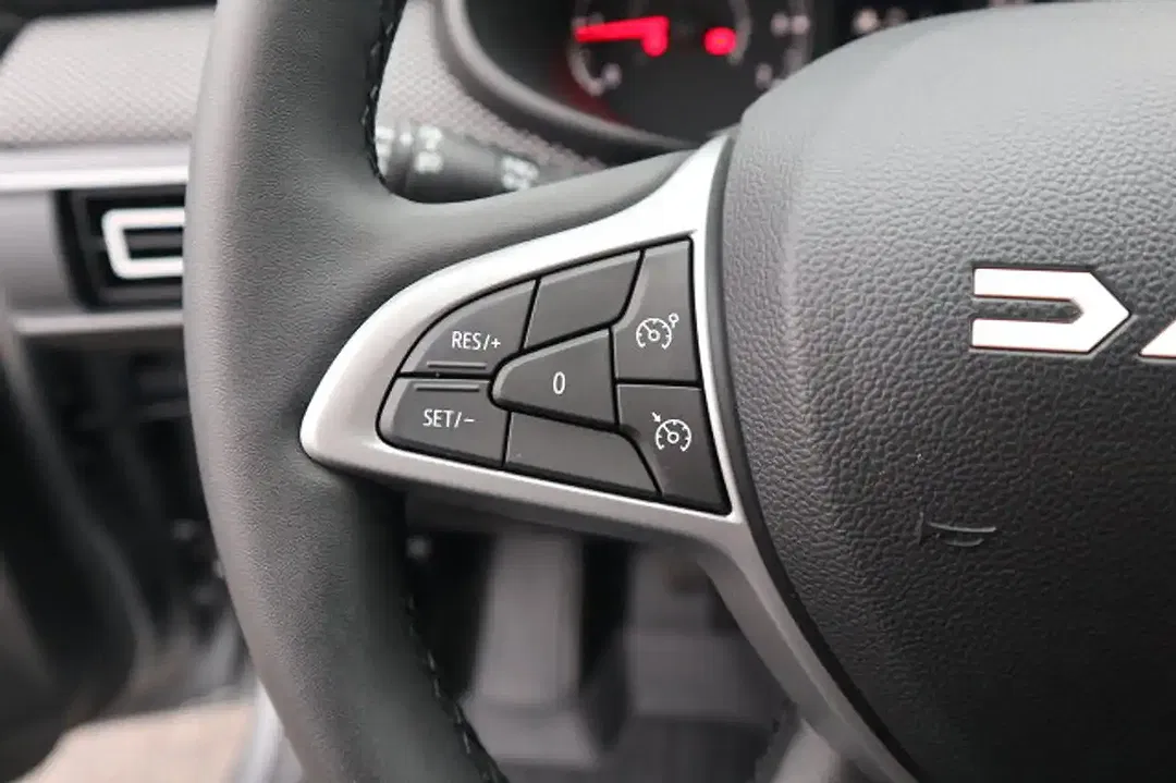 Dacia Logan Expression - Thumbnail 11