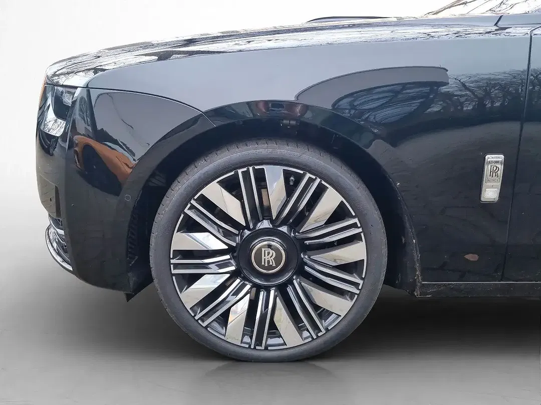 Rolls-Royce Ghost - Thumbnail 4