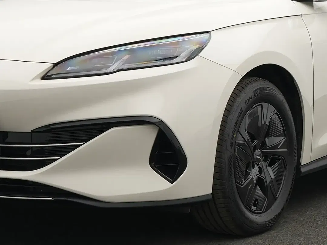 BYD Seal 6 DM-i Touring Boost - Thumbnail 9