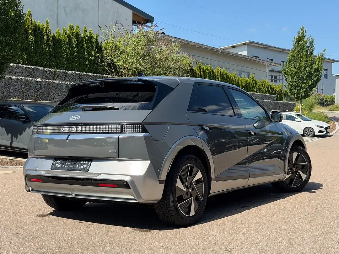 Hyundai IONIQ 5 - foto 2