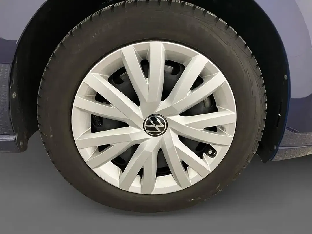 Volkswagen Golf Style - Thumbnail 12