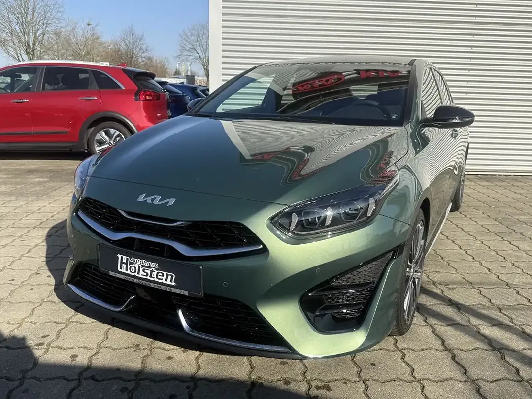 Kia ProCeed / pro_cee'd 1.5 T-GDI DCT GT-Line - foto 1