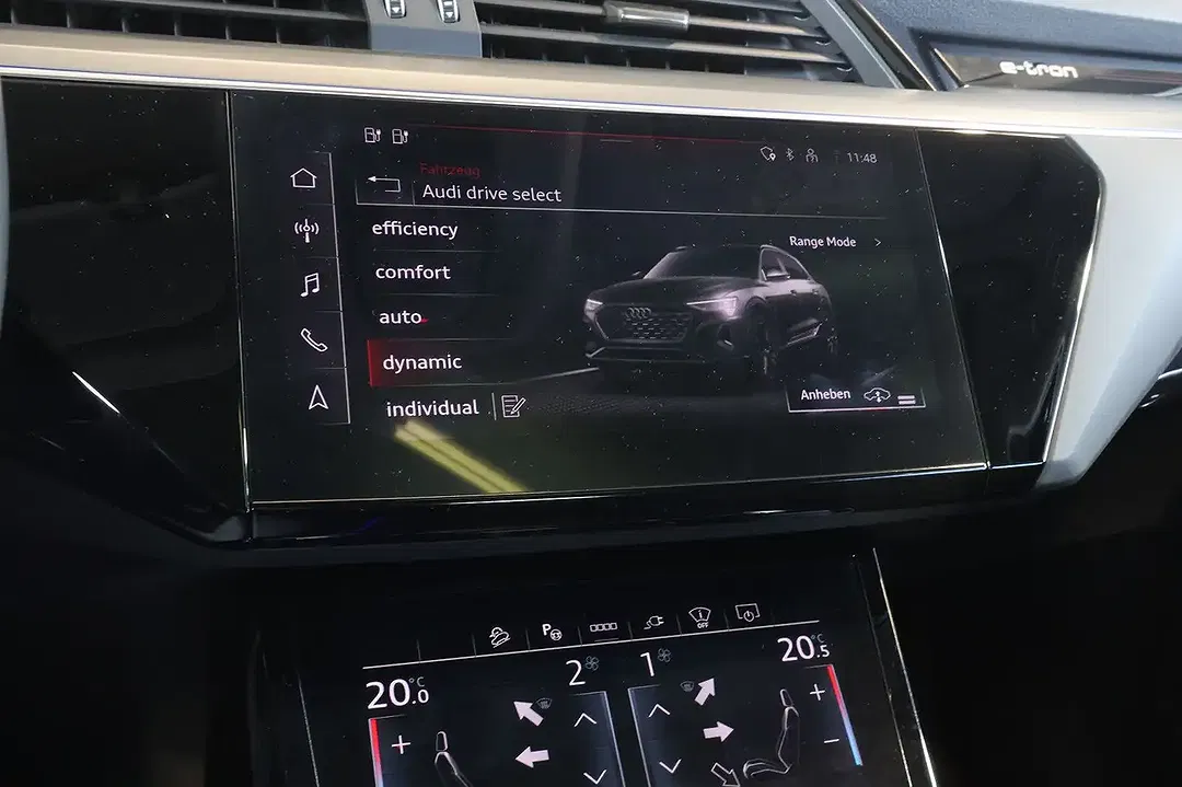 Audi Q8 55 e-tron quattro S line - Thumbnail 12