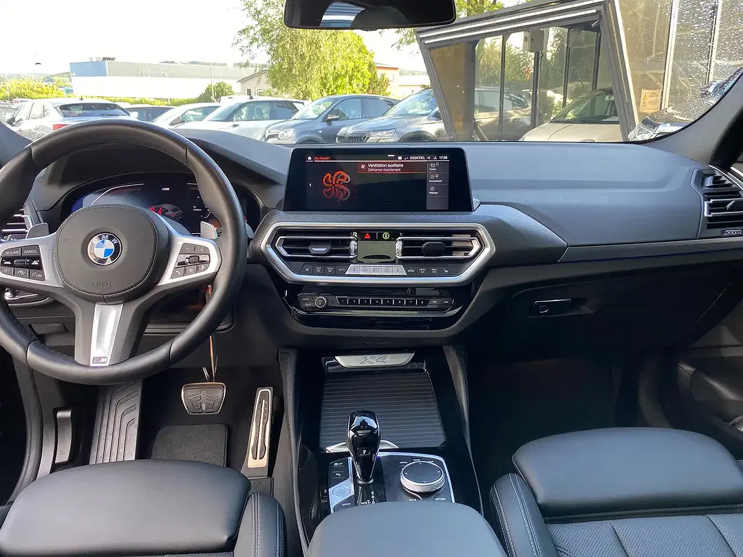 BMW X4 AUT xDrive M - Thumbnail 11