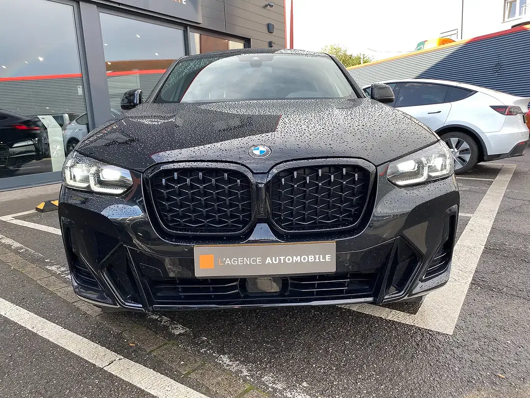 BMW X4 AUT xDrive M - Thumbnail 3
