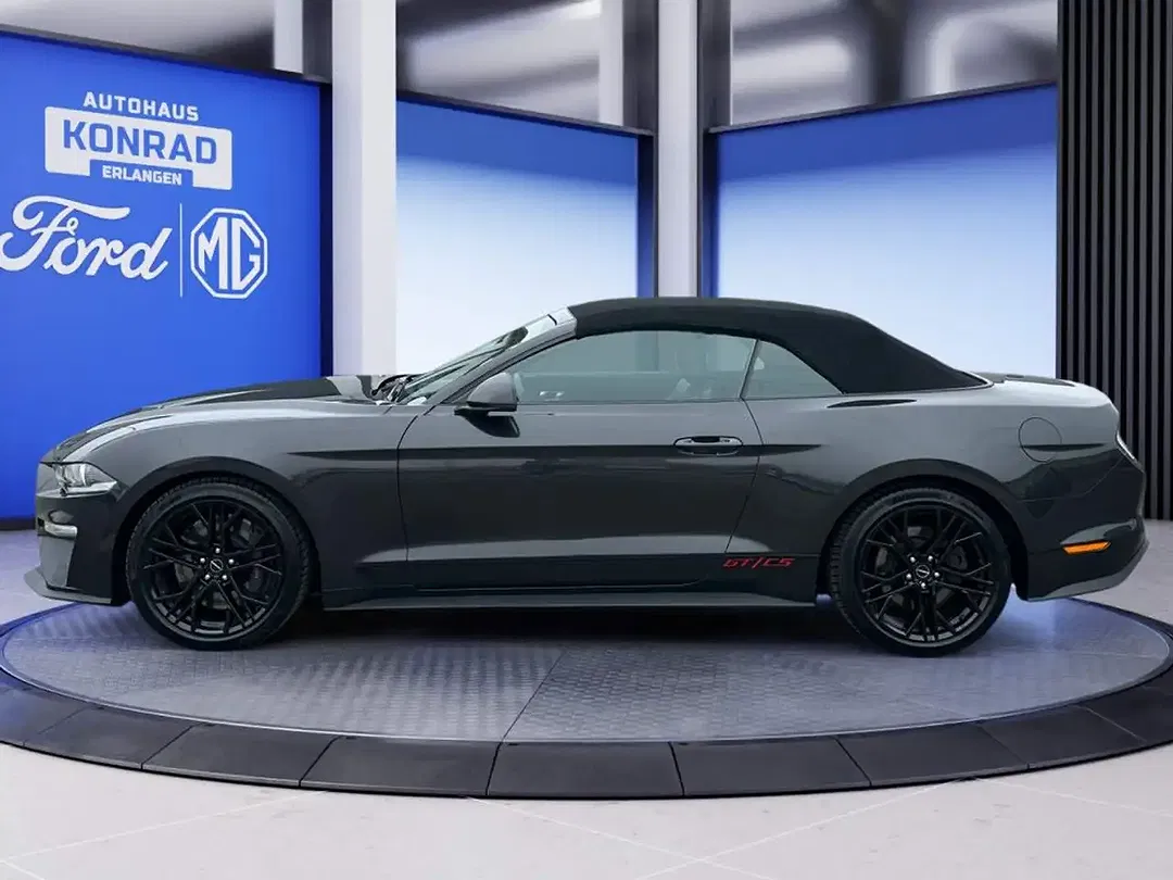 Ford Mustang GT - Thumbnail 3