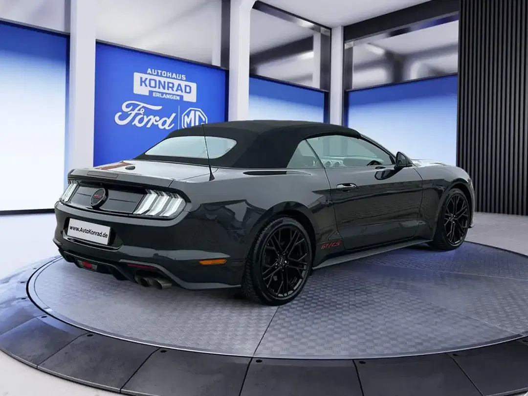 Ford Mustang GT - Thumbnail 5