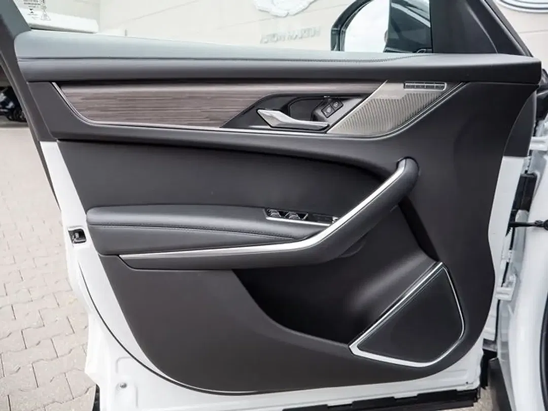 Jaguar F-Pace P250 4x4 SE - Thumbnail 12