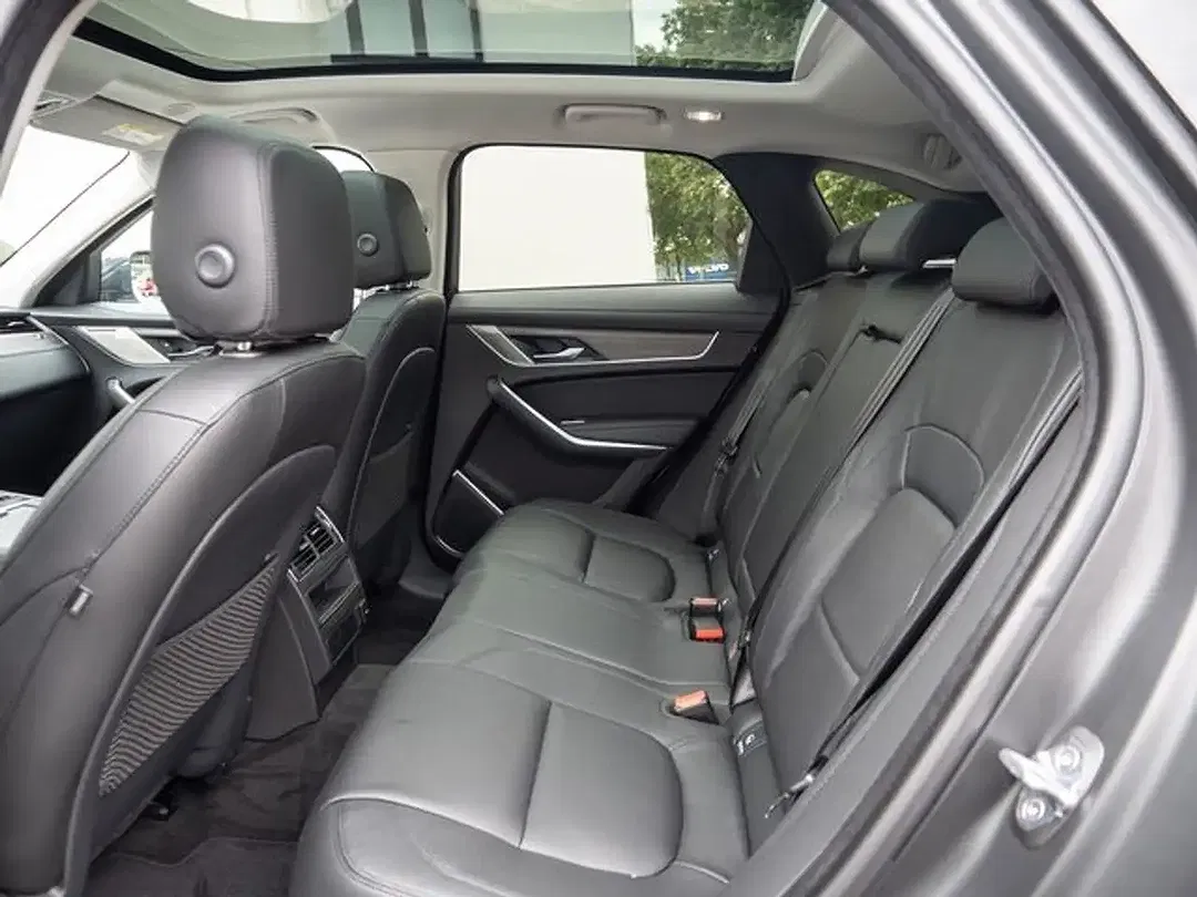 Jaguar F-Pace P250 4x4 SE - Thumbnail 14