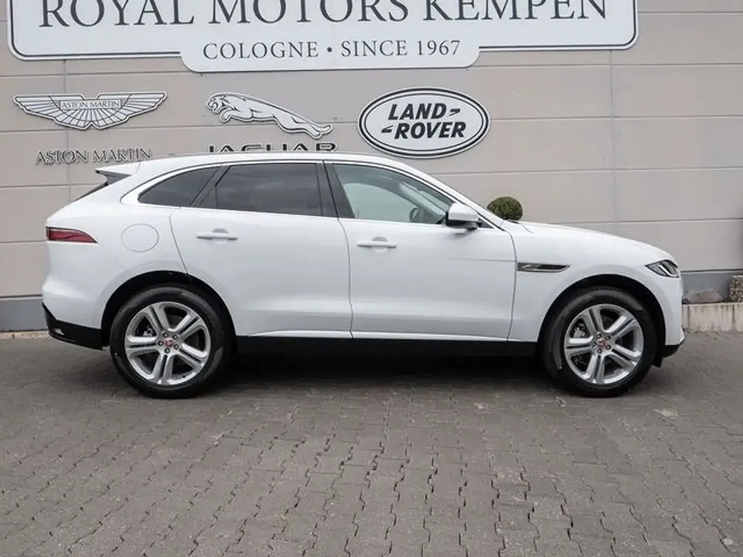 Jaguar F-Pace P250 4x4 SE - Thumbnail 3