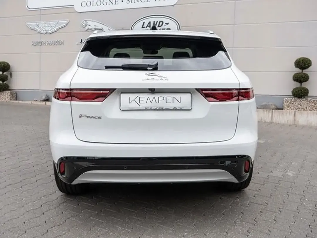 Jaguar F-Pace P250 4x4 SE - Thumbnail 5
