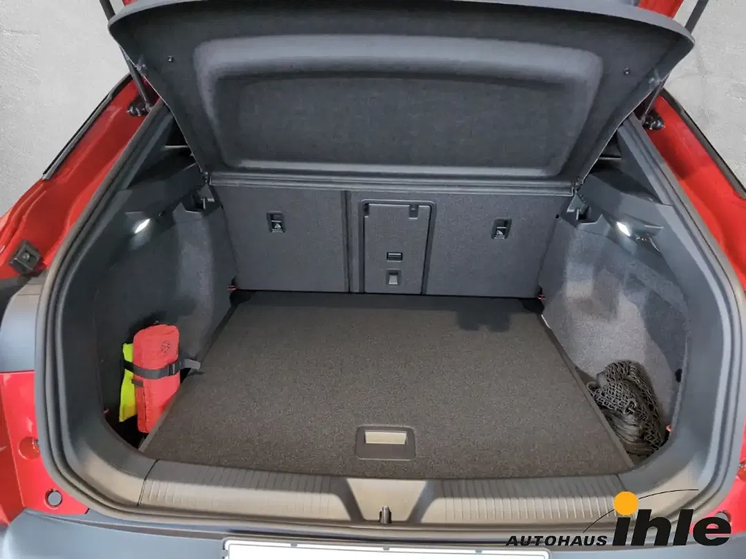 Volkswagen ID.4 4Motion - Thumbnail 9
