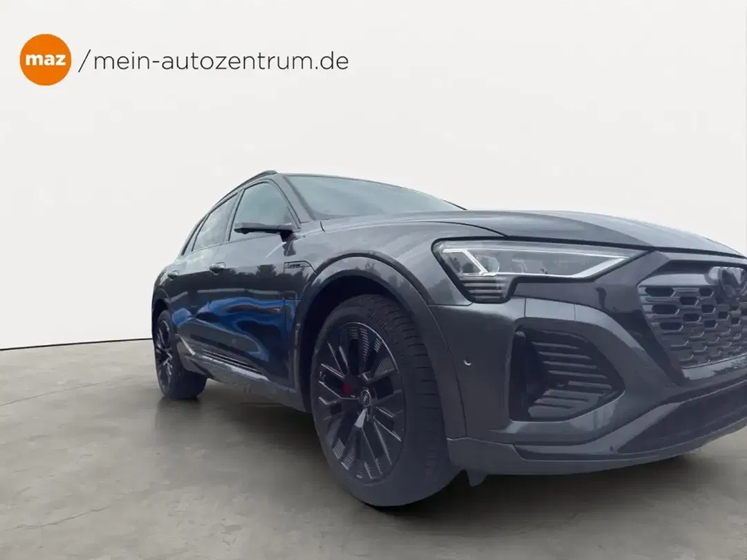 Audi Q8 e-tron 55 quattro Matrix LED S line - Thumbnail 6