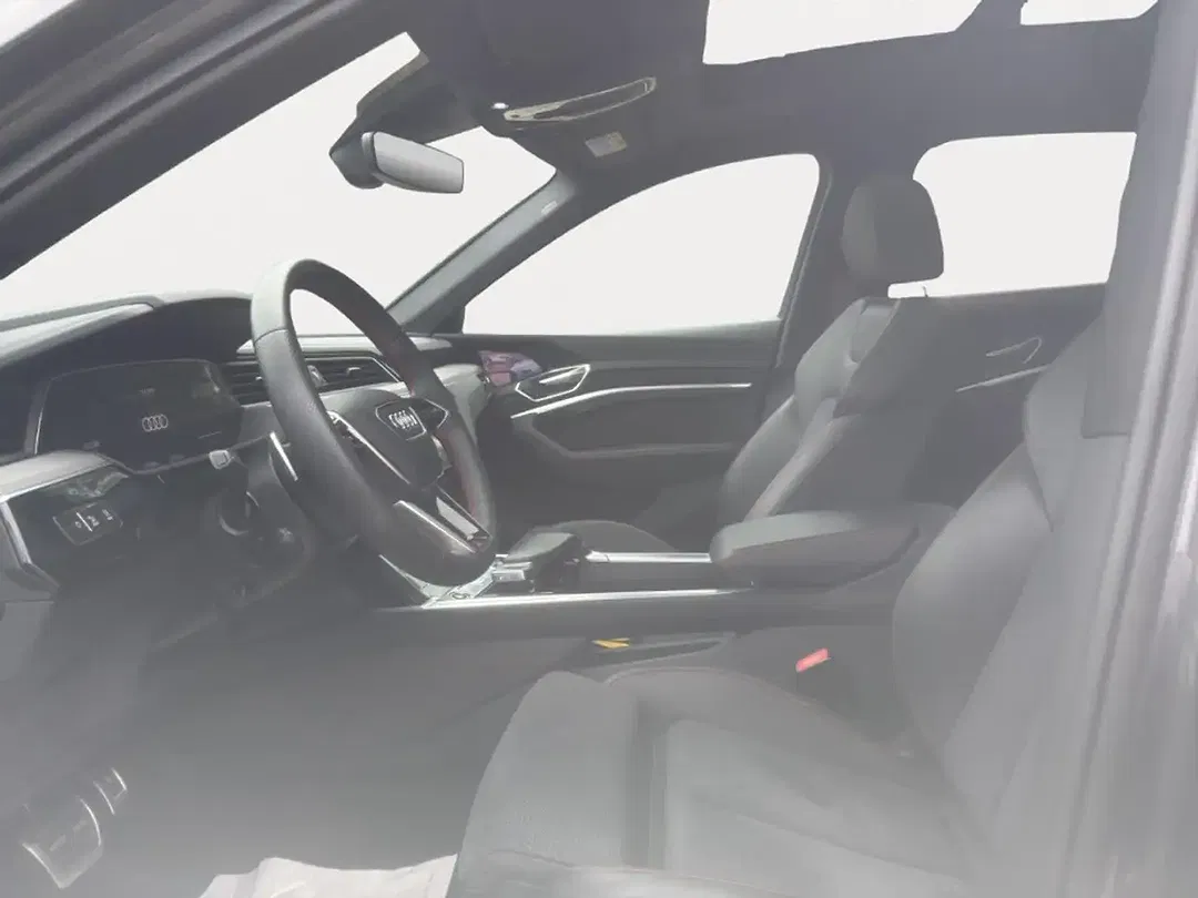 Audi Q8 e-tron 55 quattro Matrix LED S line - Thumbnail 7