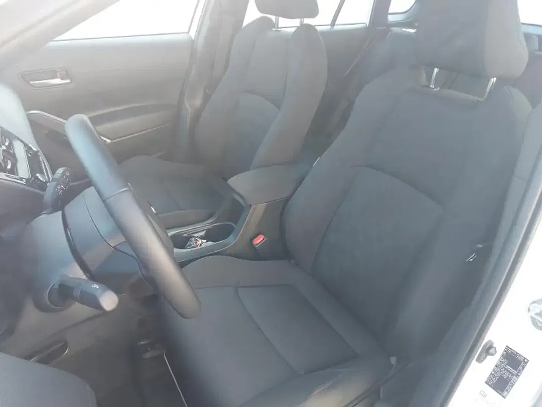 Toyota Corolla Cross Active - Thumbnail 10