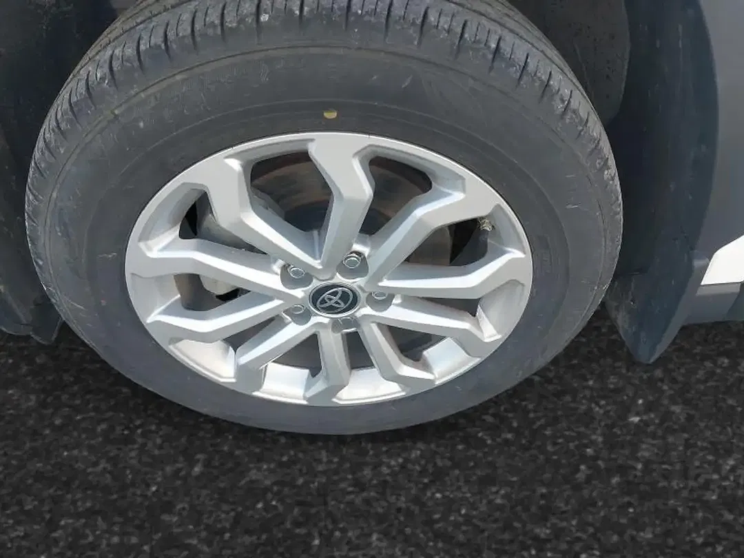 Toyota Corolla Cross Active - Thumbnail 9