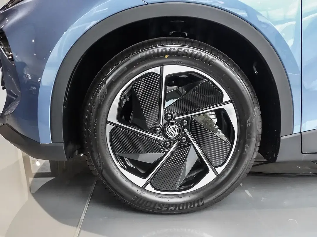 MG MGS5 EV Luxury - Thumbnail 8