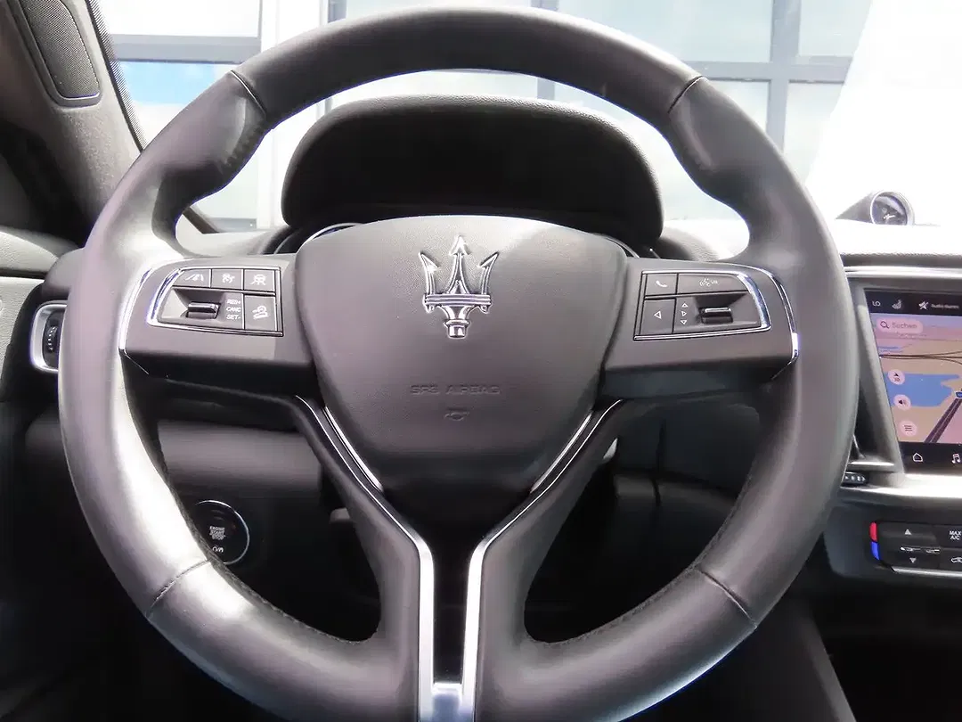 Maserati Levante 3.0 V6 Q4 - Thumbnail 19