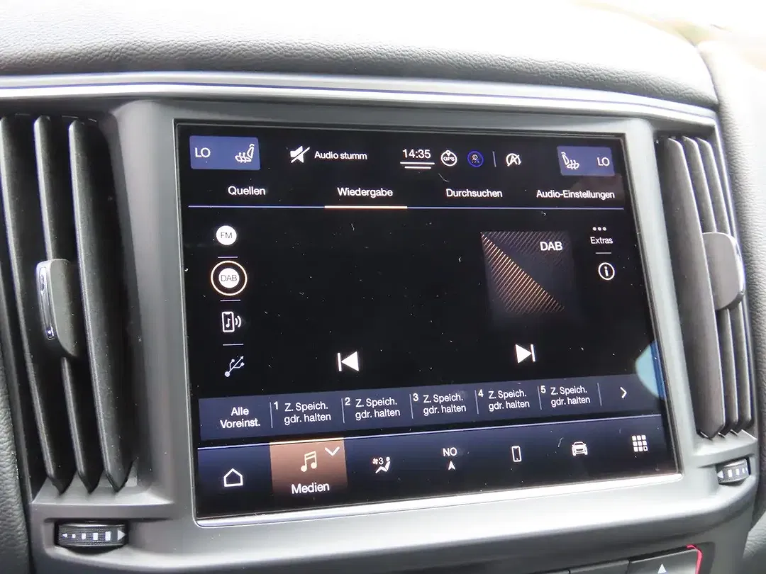 Maserati Levante 3.0 V6 Q4 - Thumbnail 23