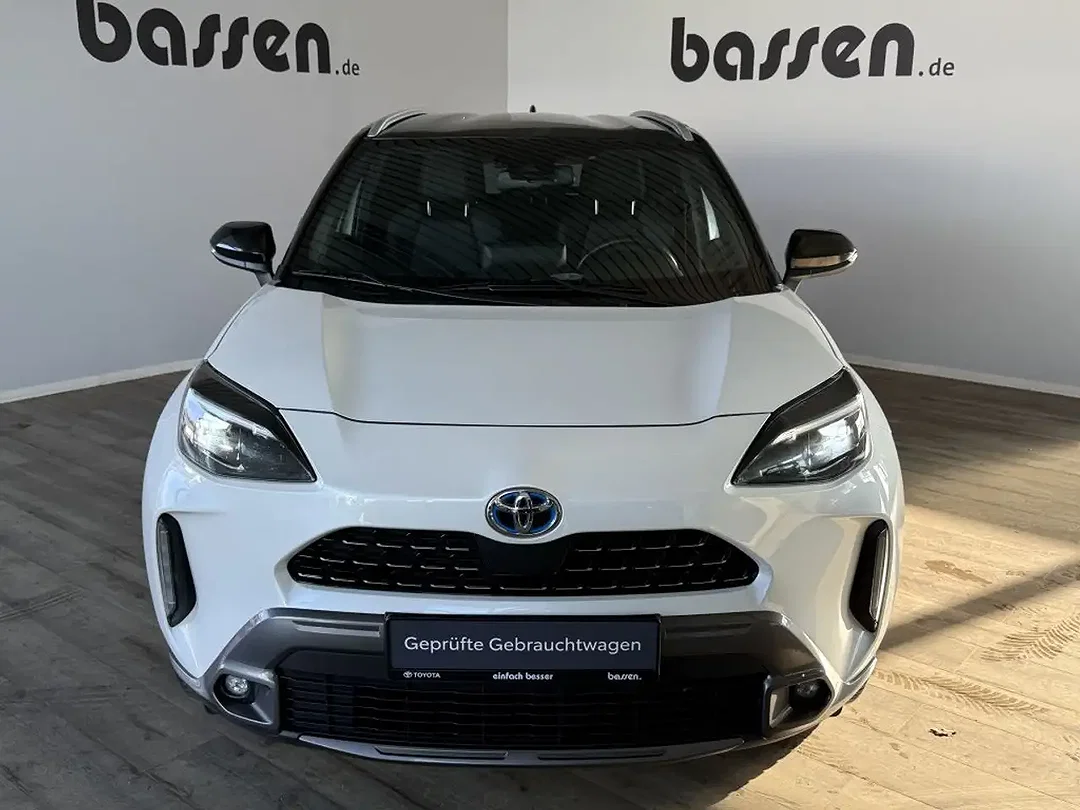 Toyota Yaris Cross 1.5 VVT-i Hybrid Adventure - Afbeelding 1