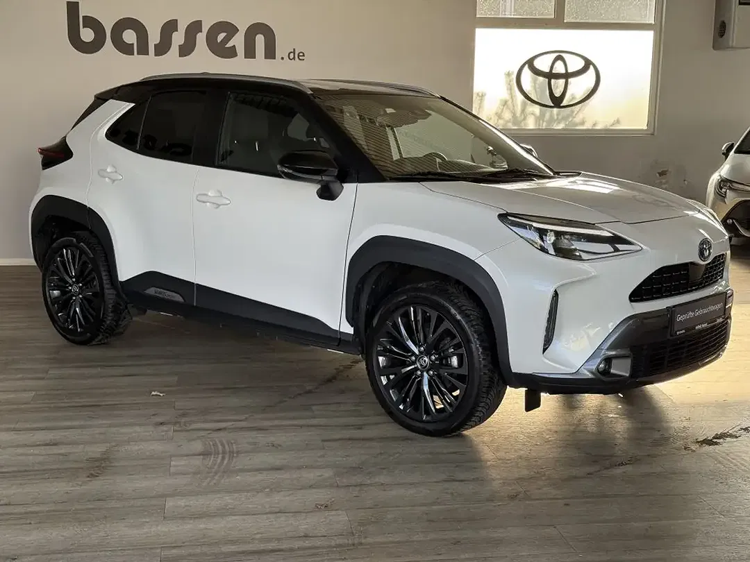 Toyota Yaris Cross 1.5 VVT-i Hybrid Adventure - Thumbnail 4