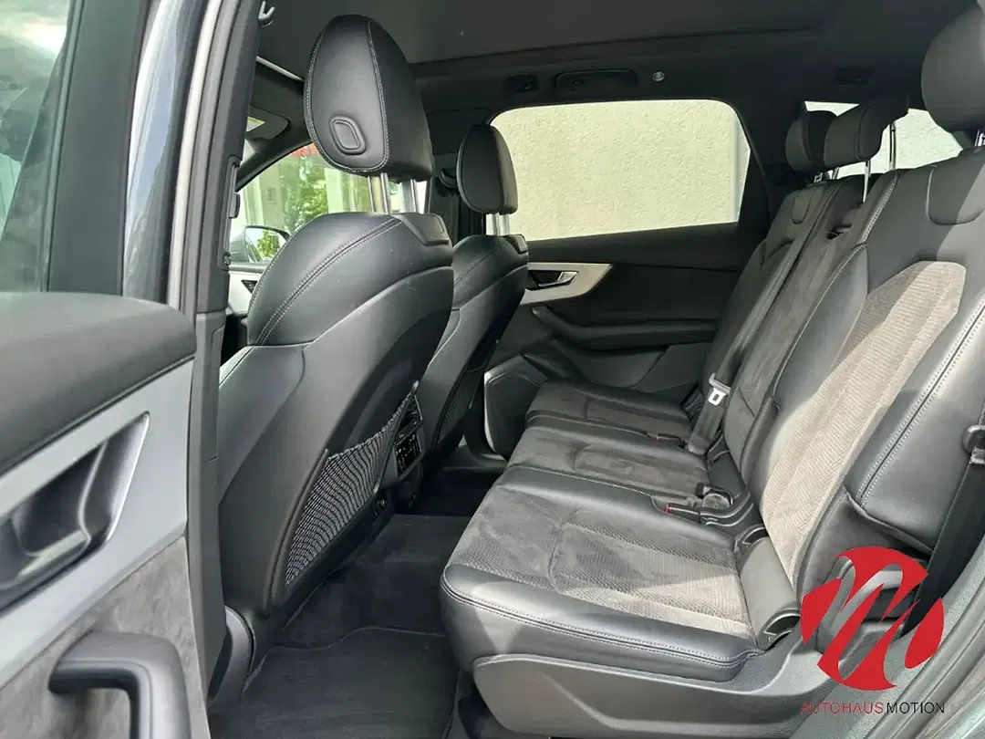 Audi SQ7 4.0 TDI quattro Matrix LED - Thumbnail 11