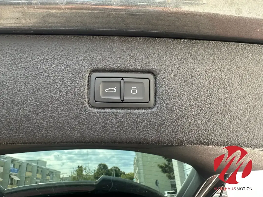Audi SQ7 4.0 TDI quattro Matrix LED - Thumbnail 13